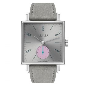 NOMOS  Tetra – Die Unerreichbare, 477